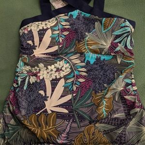 Patterned 2 piece bathing suit